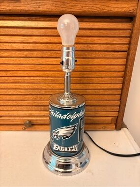 Philadelphia Eagles 13” Desk  Table Lamp #1 Fan Logo NFL Mancave Bar